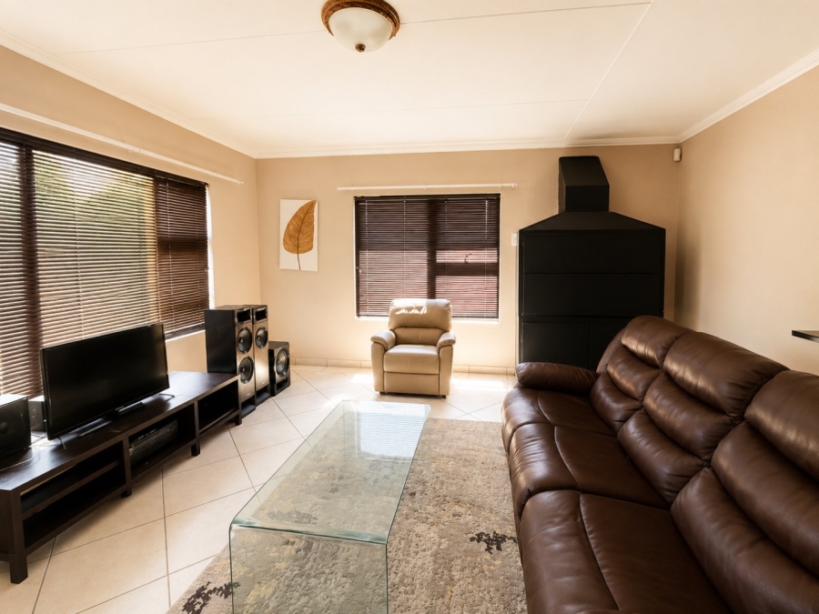 4 Bedroom Property for Sale in Lilyvale Free State